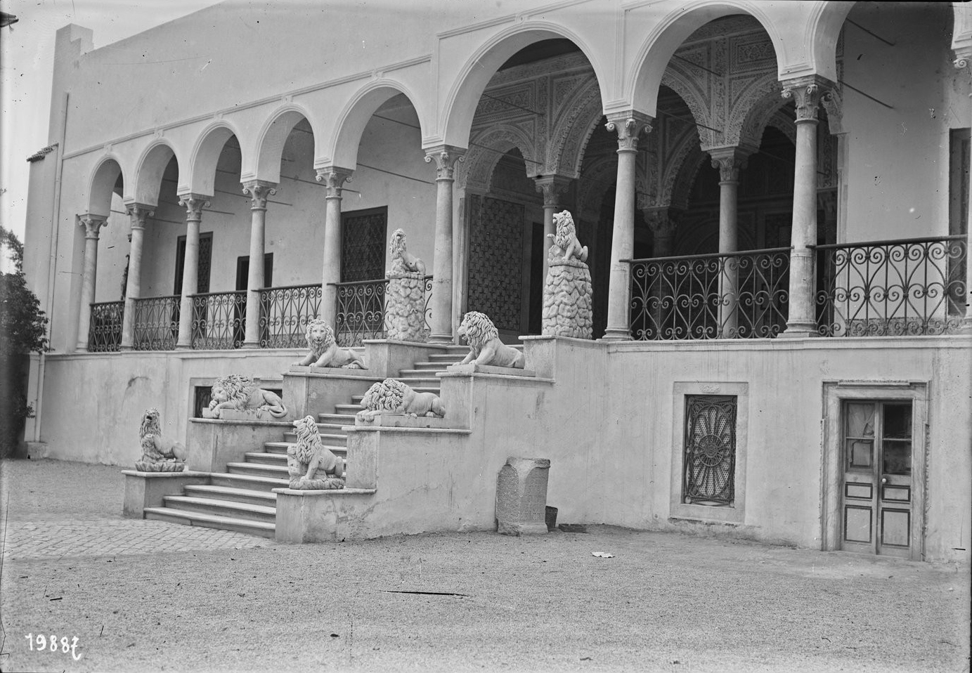 Tunisie , le Bardo , palais du Bey